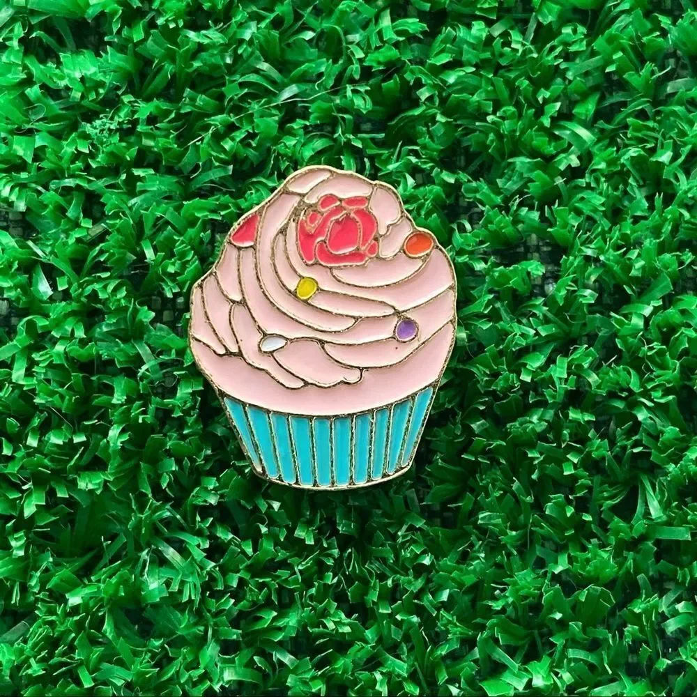 Cupcake Alice in Wonderland Collection Enamel Pin